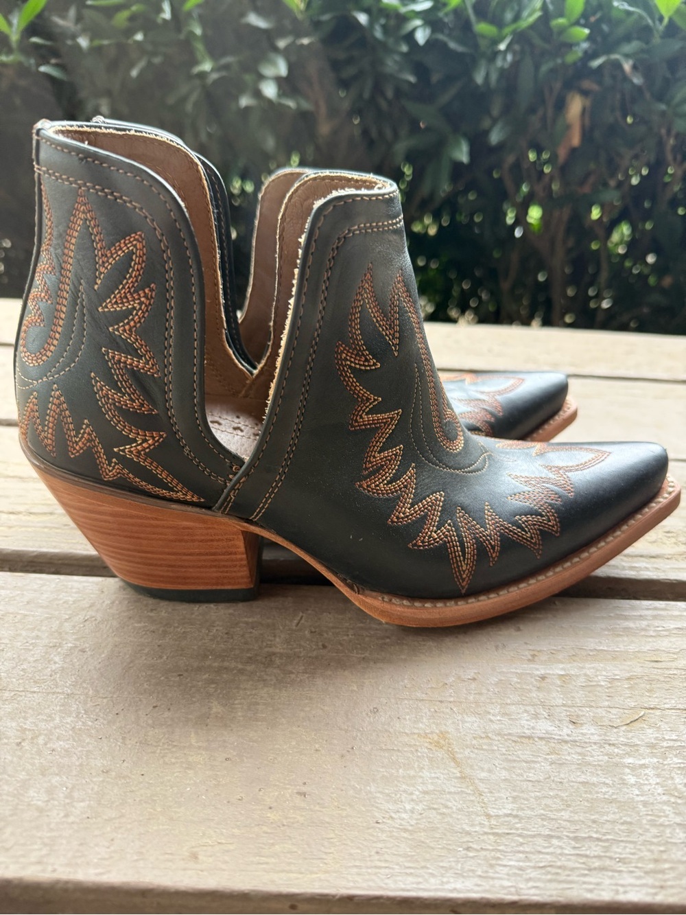 Women’s Ariat Dixon ankle boots size 10 - Picture 5 of 9